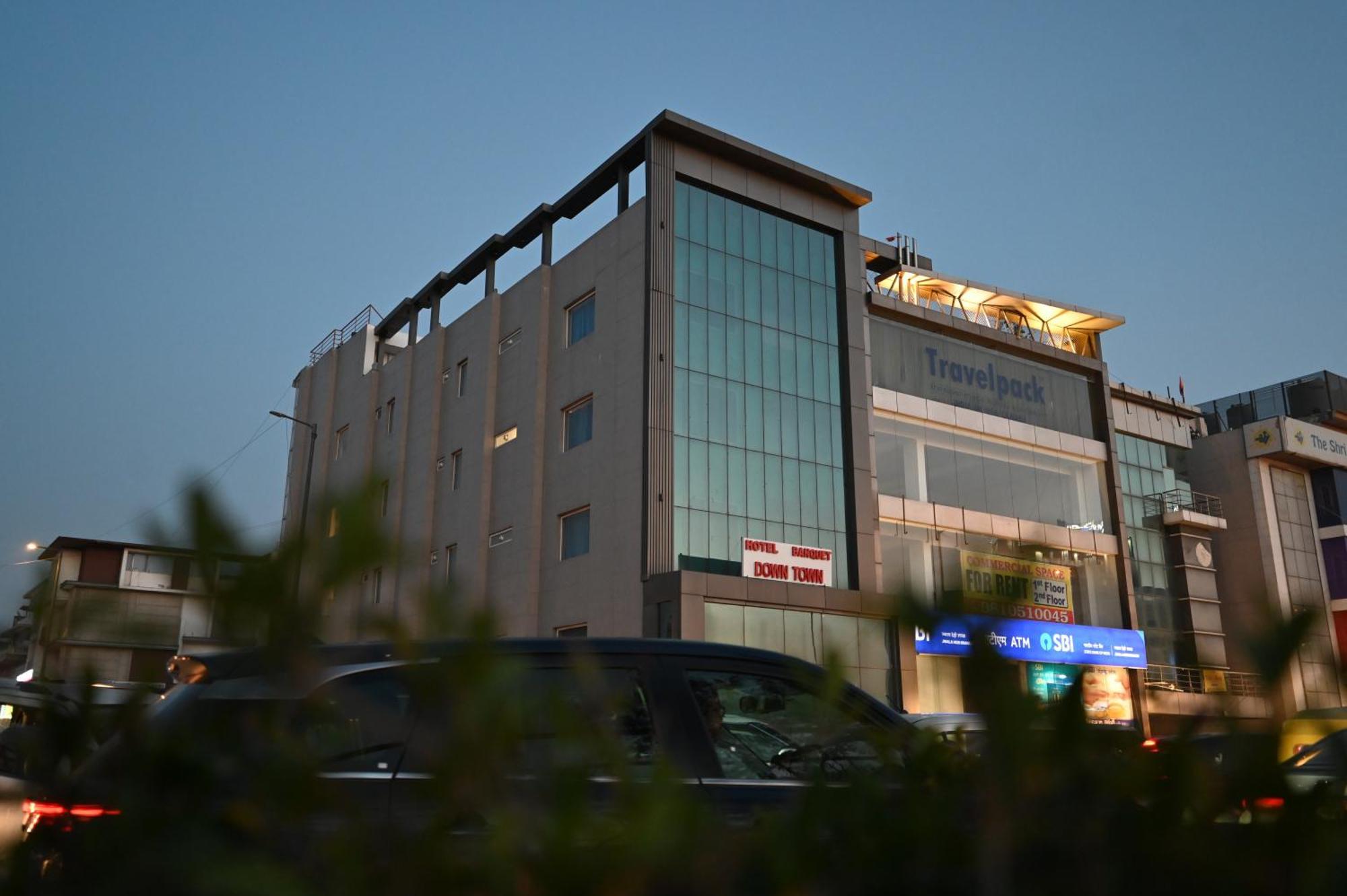Hotel Down Town Paschim Vihar Δελχί Εξωτερικό φωτογραφία
