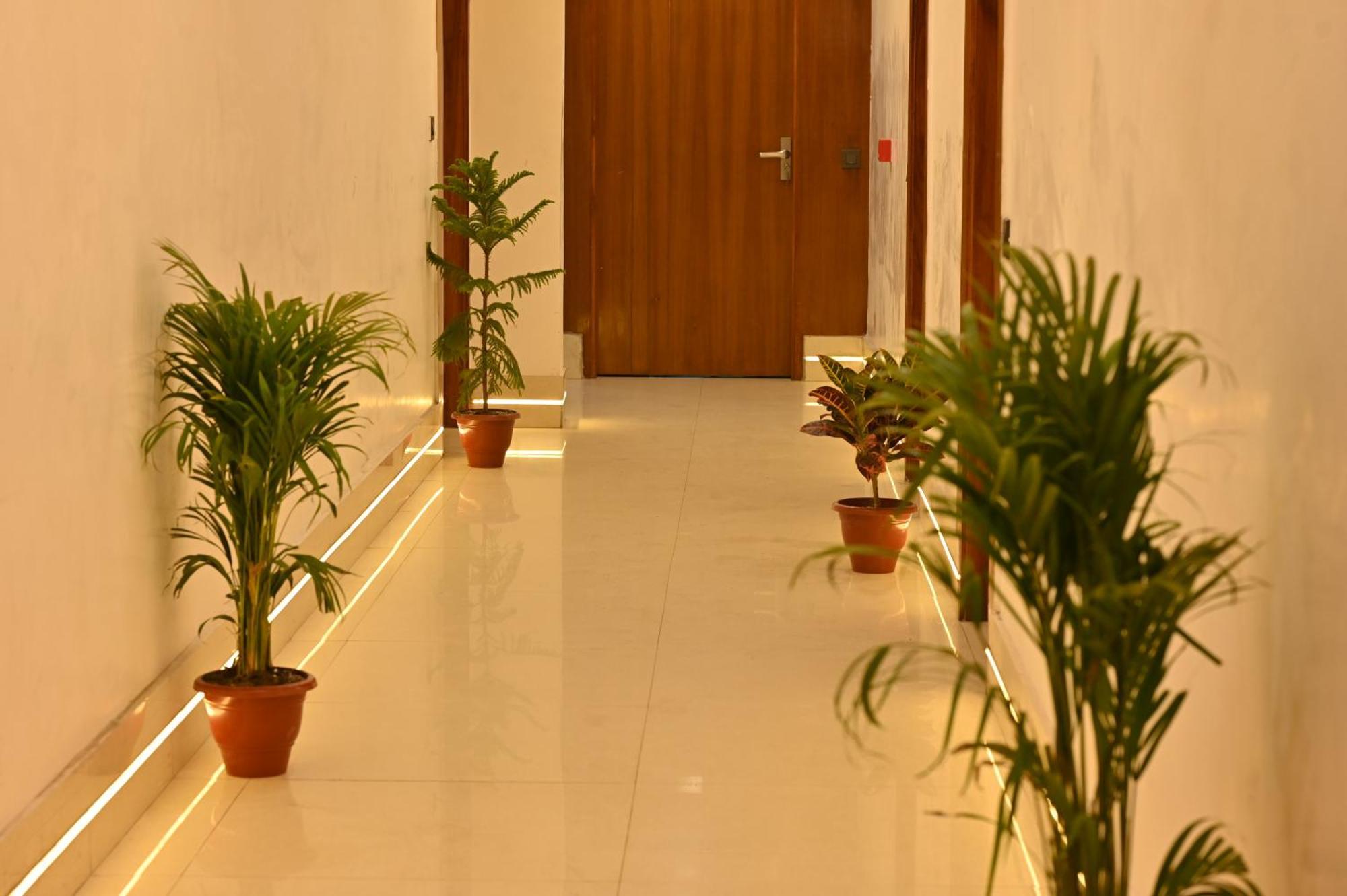 Hotel Down Town Paschim Vihar Δελχί Εξωτερικό φωτογραφία