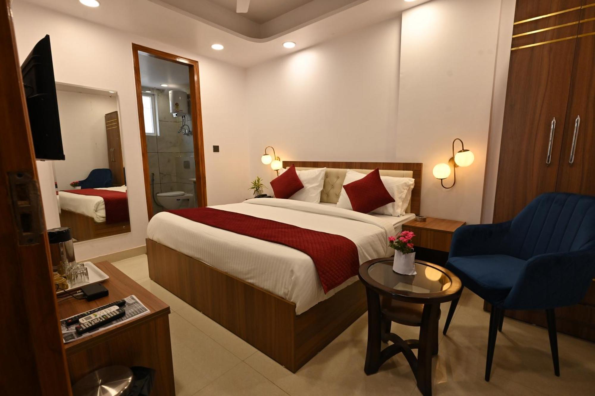 Hotel Down Town Paschim Vihar Δελχί Εξωτερικό φωτογραφία