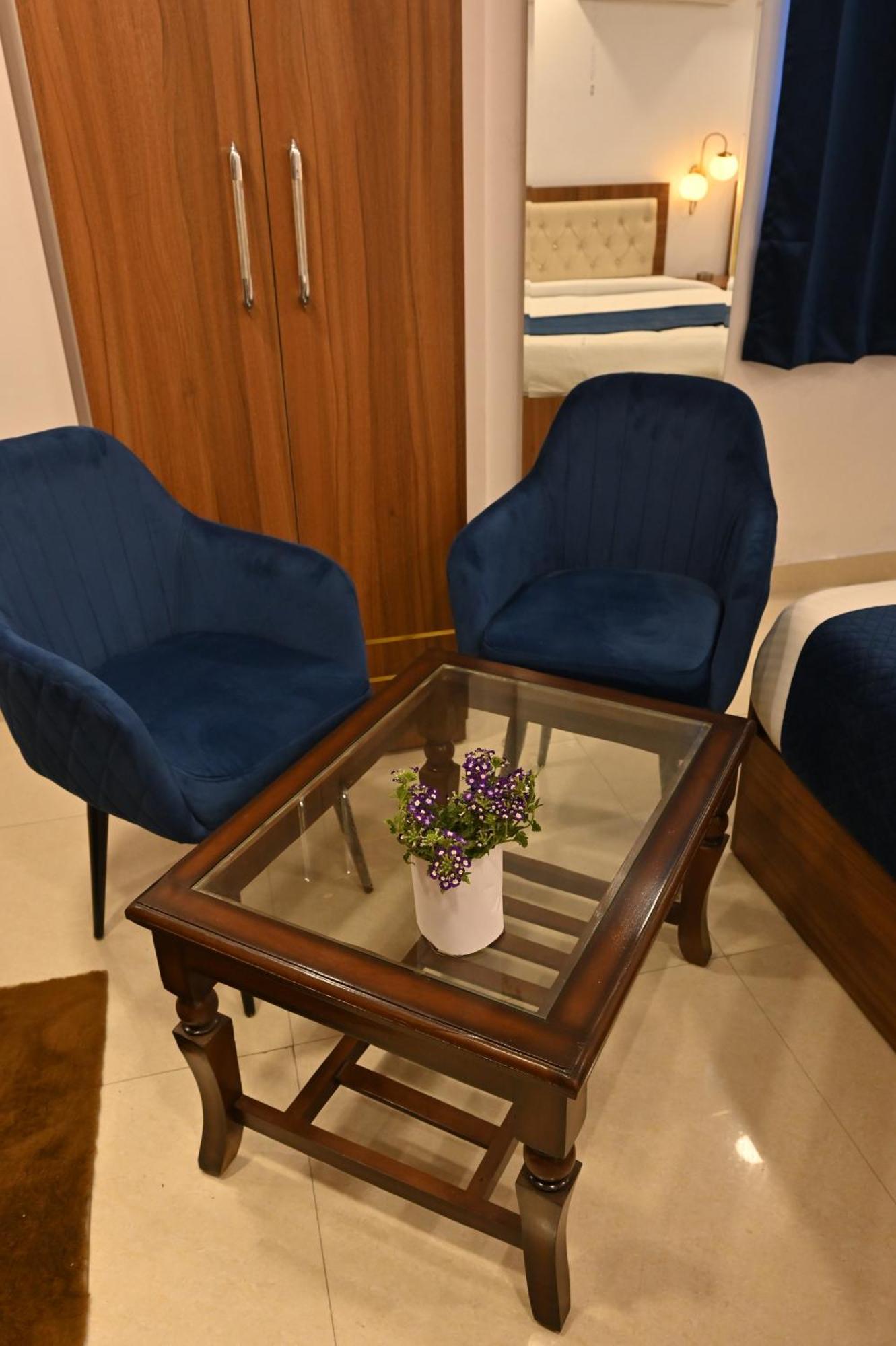 Hotel Down Town Paschim Vihar Δελχί Εξωτερικό φωτογραφία