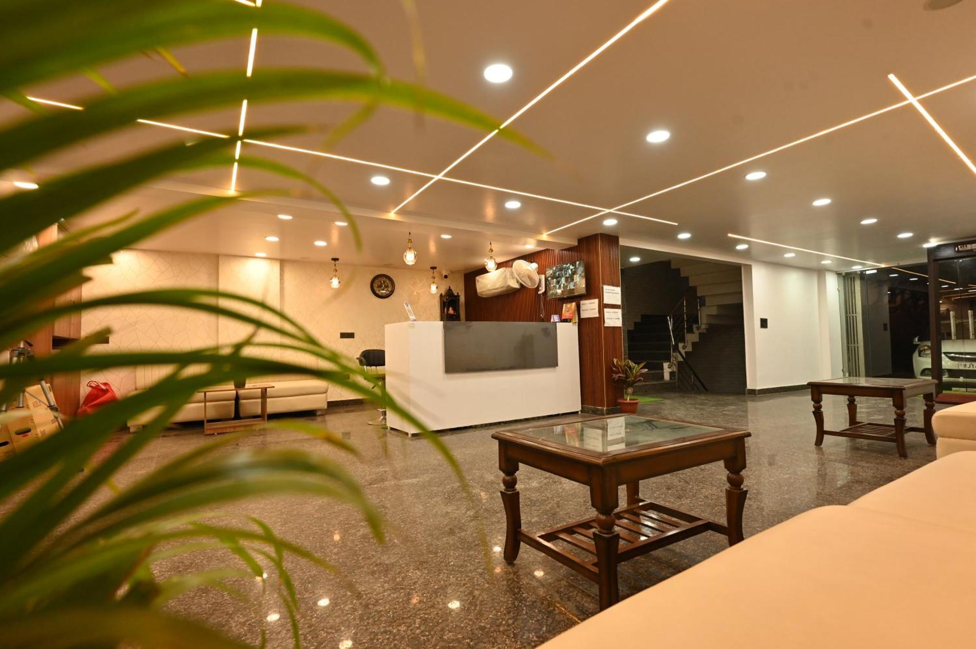 Hotel Down Town Paschim Vihar Δελχί Εξωτερικό φωτογραφία
